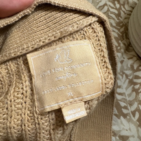 Love For Humanity Gold Label Collection Women’s Cardigan Knit Size XL - Picture 6 of 7